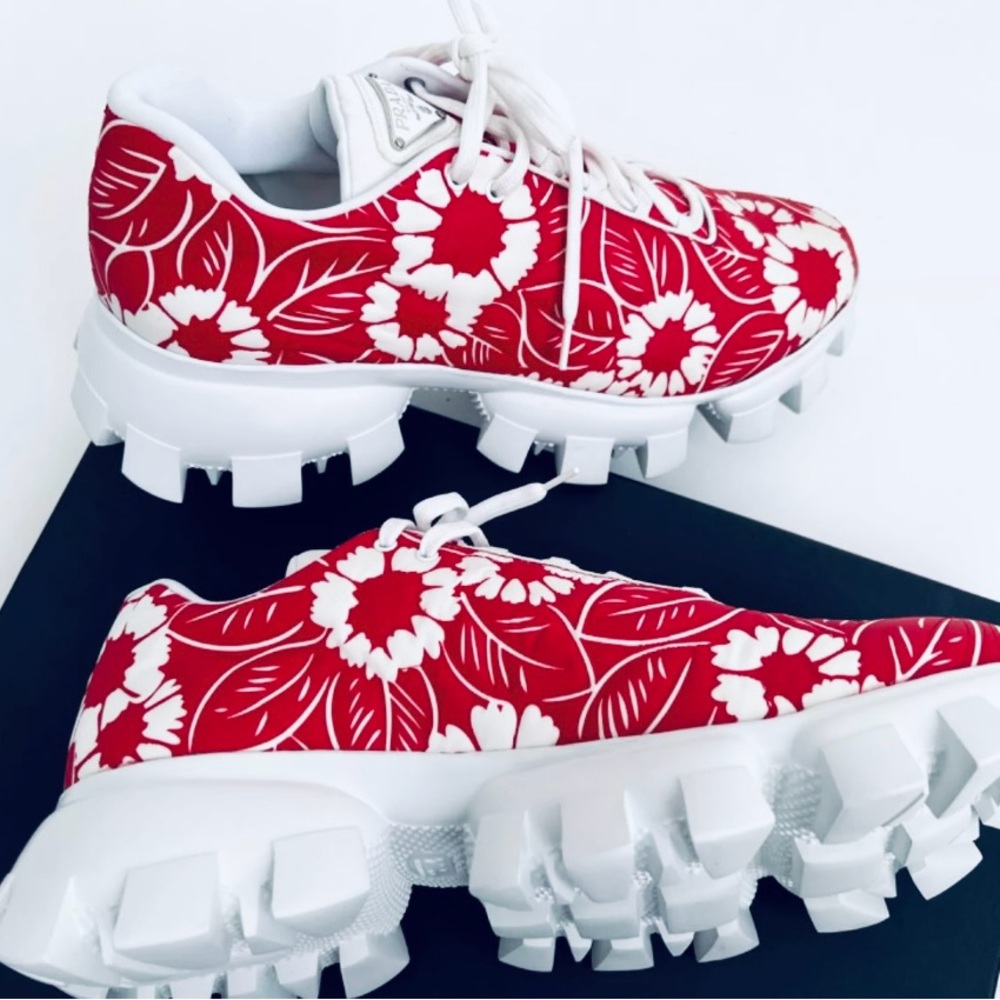 Prada Rare Lux Sneakers, Red w/White Flowers, Unisex Men’s US 9 EU 42 Xmas Gift - Picture 4 of 17